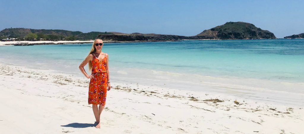 Bucketlist Bombshell graduate Abby Sealby launched a successful virtual assistant company that now gives her the freedom to work from her favorite place in the world, Indonesia! We’re sharing how she made it happen in this interview...