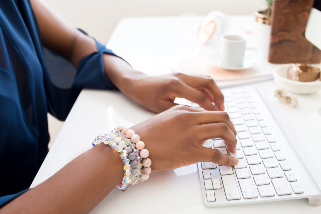 Ready to turn your writing skills into an online business? Head to the blog for your go-to guide for becoming a freelance writer…