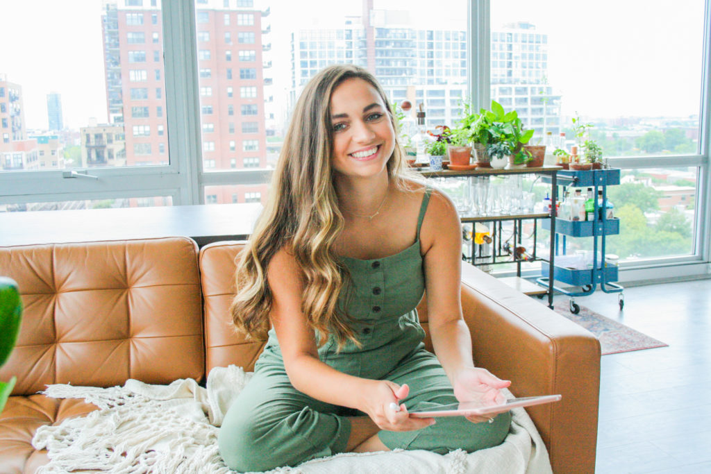 Today, we’re sitting down with BB student Becca, Founder of Bom Dia Design Co.! Join us as she gives a glimpse into her online business journey...