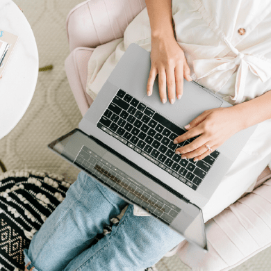 The One Thing Your Freelancing Business Is Missing (+ Why You Need It!) Ready to discover what you’re missing? Today on the blog, we’re sharing how a client onboarding process will revolutionize your online business...